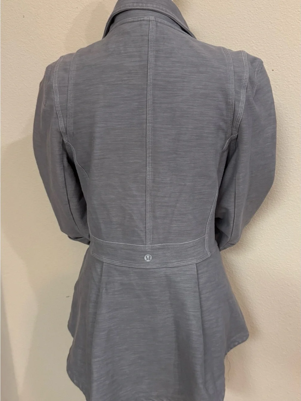Lululemon Women’s Asymmetrical Zip Gray Jacket